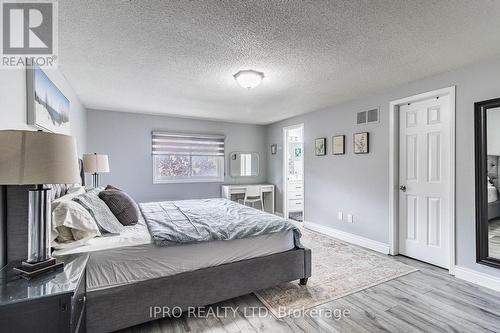 29 Cheviot Crescent, Brampton, ON - Indoor Photo Showing Bedroom