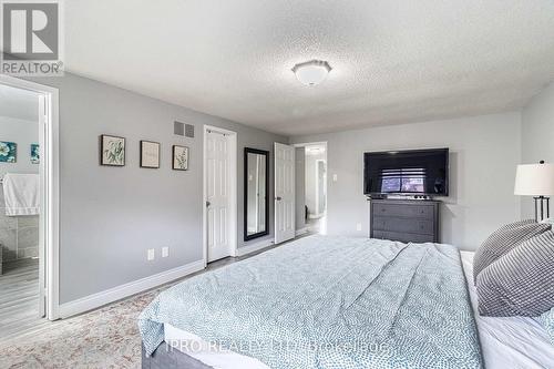 29 Cheviot Crescent, Brampton, ON - Indoor Photo Showing Bedroom