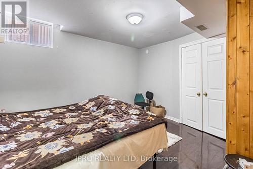 29 Cheviot Crescent, Brampton, ON - Indoor Photo Showing Bedroom