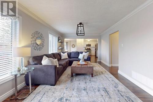 127 Elaine Drive, Orangeville, ON - Indoor Photo Showing Living Room