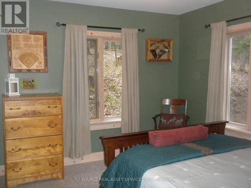 174 North Fox Lake Road, Huntsville, ON - Indoor Photo Showing Bedroom