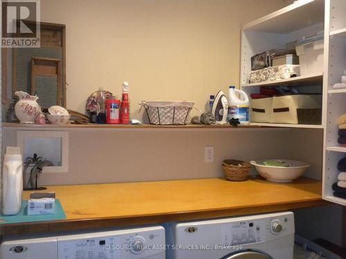 174 North Fox Lake Road, Huntsville, ON - Indoor Photo Showing Laundry Room