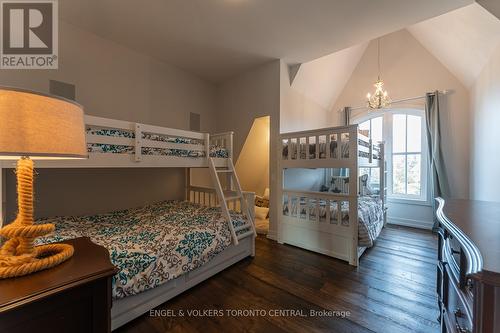 280 Sunset Boulevard, Blue Mountains, ON - Indoor Photo Showing Bedroom
