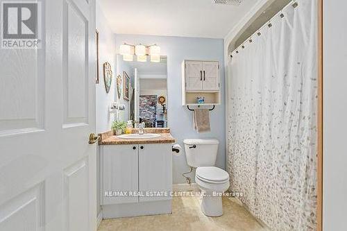 205 - 415 Grange Road, Guelph, ON - Indoor Photo Showing Bathroom