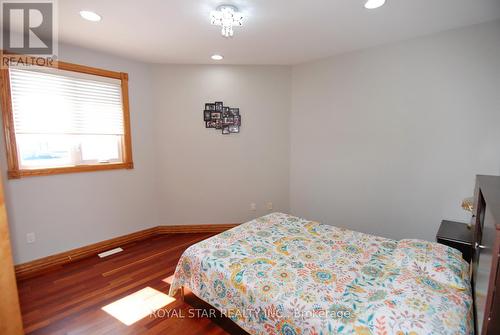 9225 Short Malden Road, Lasalle, ON - Indoor Photo Showing Bedroom