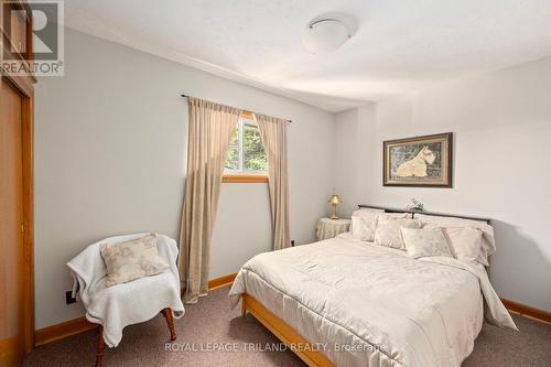 237 Frances Street, Central Elgin, ON - Indoor Photo Showing Bedroom