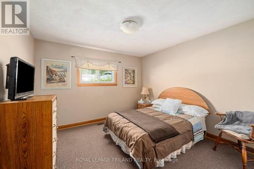 237 Frances Street, Central Elgin, ON - Indoor Photo Showing Bedroom