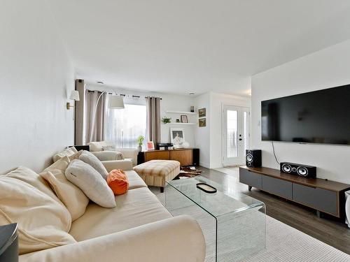Living room - 664  - 668 Rue Des Girolles, Sherbrooke (Brompton/Rock Forest/Saint-Élie/Deauville), QC - Indoor Photo Showing Living Room