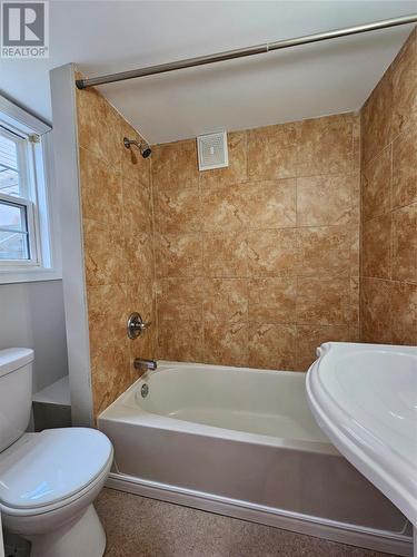 6 Golden Glow Place, Corner Brook, NL - Indoor Photo Showing Bathroom
