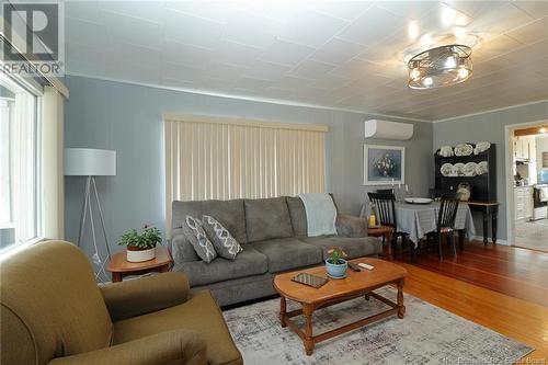 155 Main Street, Chipman, NB - Indoor Photo Showing Living Room