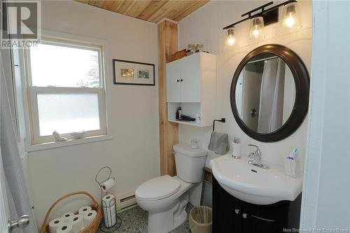 155 Main Street, Chipman, NB - Indoor Photo Showing Bathroom