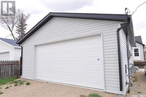 212 Dundurn Avenue, Dundurn, SK - Outdoor With Exterior