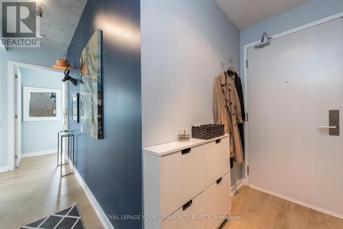 #624 -39 Brant St, Toronto, ON - Indoor Photo Showing Other Room