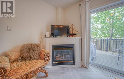 28 Mansion Street Unit# 2, Kitchener, ON - Indoor Photo Showing Living Room With Fireplace