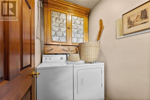 25 Greenway Drive, Westmeath, ON - Indoor Photo Showing Laundry Room