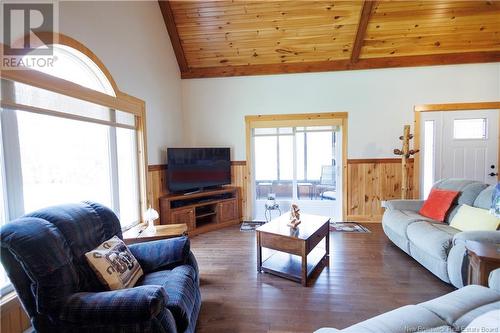 1180 Route 17, Saint-Léonard, NB - Indoor Photo Showing Living Room