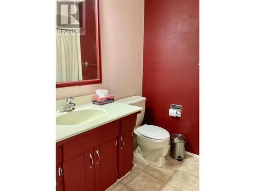 440 Scarboro Road, Kelowna, BC - Indoor Photo Showing Bathroom