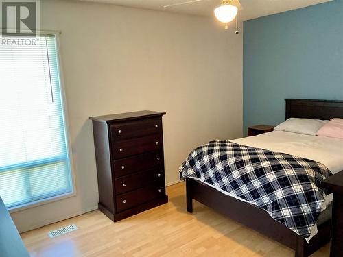 440 Scarboro Road, Kelowna, BC - Indoor Photo Showing Bedroom