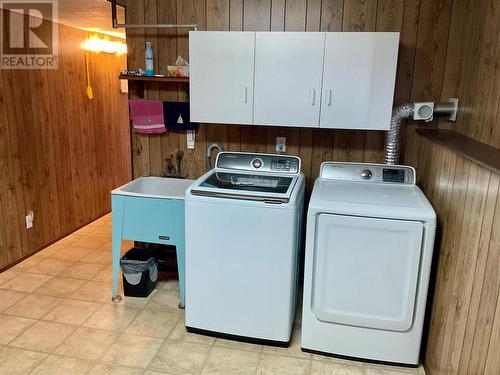 440 Scarboro Road, Kelowna, BC - Indoor Photo Showing Laundry Room
