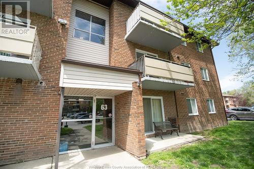 63 Baldoon Road Unit# 305, Chatham, ON - Outdoor With Balcony With Exterior