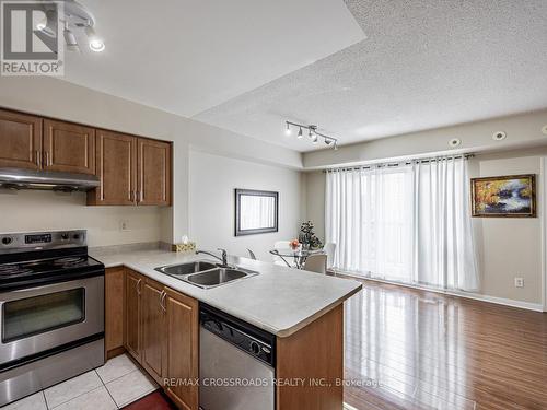 2014 - 3049 Finch Avenue W, Toronto, ON - Indoor Photo Showing Kitchen With Double Sink