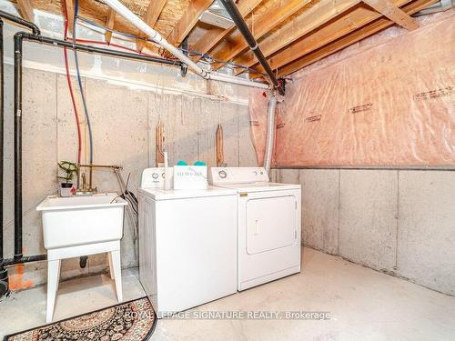 2291 Colbeck St, Oakville, ON - Indoor Photo Showing Laundry Room