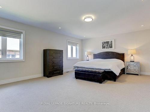 716 Dillman Ave, Newmarket, ON - Indoor Photo Showing Bedroom