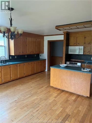 177 Lower Coytown Rd, Gagetown, NB - Indoor Photo Showing Kitchen