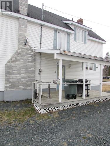 85 1St St, Smooth Rock Falls, ON -  Photo Showing Garage