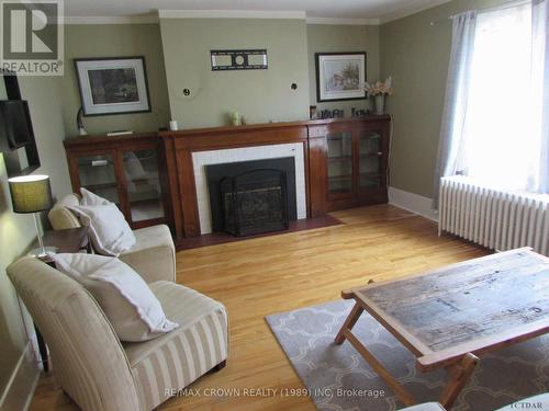 85 1St Street, Smooth Rock Falls, ON - Indoor Photo Showing Living Room With Fireplace