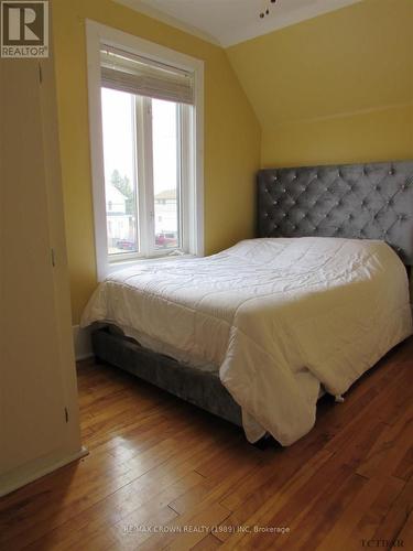 85 1St Street, Smooth Rock Falls, ON - Indoor Photo Showing Bedroom