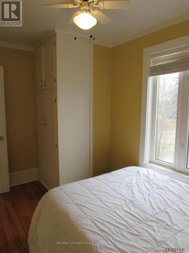 85 1St Street, Smooth Rock Falls, ON - Indoor Photo Showing Bedroom