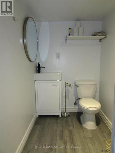 85 1St St, Smooth Rock Falls, ON - Indoor Photo Showing Bathroom