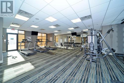 1404 - 9235 Jane Street, Vaughan, ON - Indoor Photo Showing Gym Room