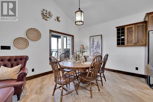 87 Loon Street, Kawartha Lakes, ON - Indoor Photo Showing Dining Room