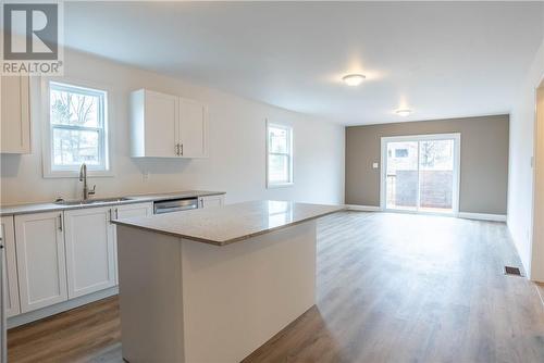 146 Patricia Street, Lively, ON - Indoor Photo Showing Kitchen