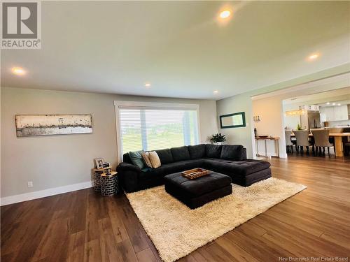 173 Frenette, Beresford, NB - Indoor Photo Showing Living Room