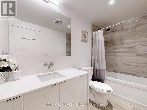 4910 - 100 Harbour Street, Toronto, ON - Indoor Photo Showing Bathroom