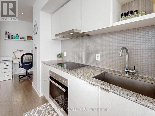 4910 - 100 Harbour Street, Toronto, ON - Indoor Photo Showing Kitchen With Upgraded Kitchen