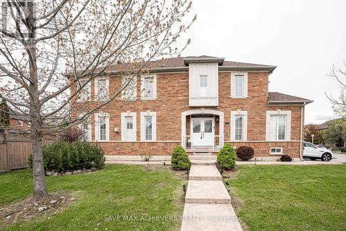 3220 Equestrian Crescent, Mississauga, ON - Outdoor With Facade