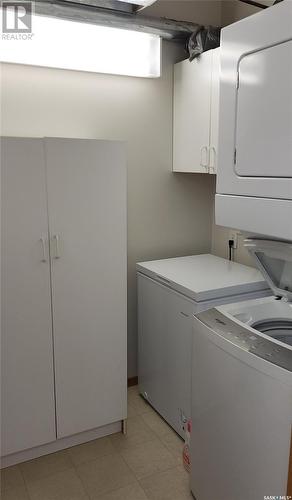 211 312 108Th Street W, Saskatoon, SK - Indoor Photo Showing Laundry Room