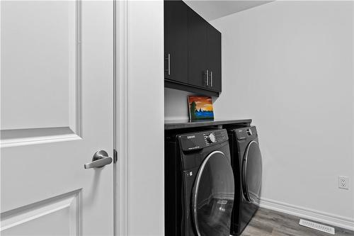 4069 Brock Street, Beamsville, ON - Indoor Photo Showing Laundry Room