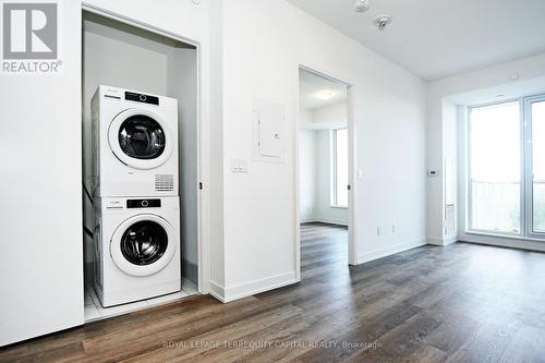 609 - 6 David Eyer Road, Richmond Hill, ON - Indoor Photo Showing Laundry Room