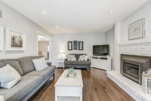 2159 Belgrave Court, Burlington, ON - Indoor Photo Showing Living Room With Fireplace
