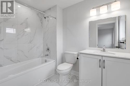 1074 Rippingale Trail, Peterborough, ON - Indoor Photo Showing Bathroom