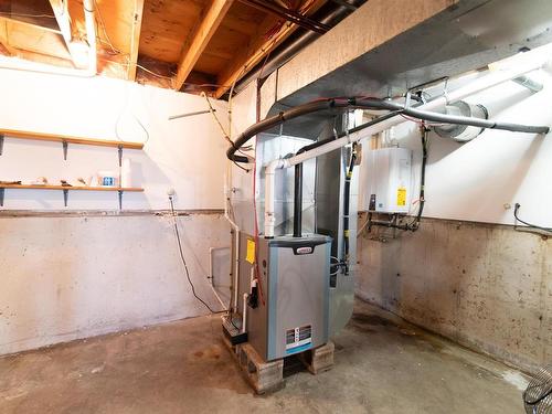 402 Birchgrove Road, Blindfold Lake, ON - Indoor Photo Showing Basement