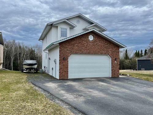 46 Wabigoon Drive W, Dryden, ON - Outdoor With Exterior