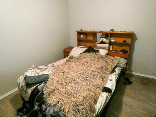 2353 Nicola Ave, Merritt, BC - Indoor Photo Showing Bedroom