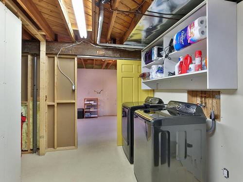 Laundry room - 73 Rue De Plaisance, Longueuil (Le Vieux-Longueuil), QC - Indoor Photo Showing Basement