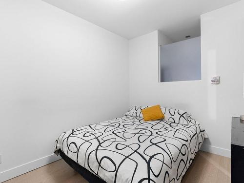 Chambre Ã Â coucher - 102-235 Rue St-Vallier E., Québec (La Cité-Limoilou), QC - Indoor Photo Showing Bedroom
